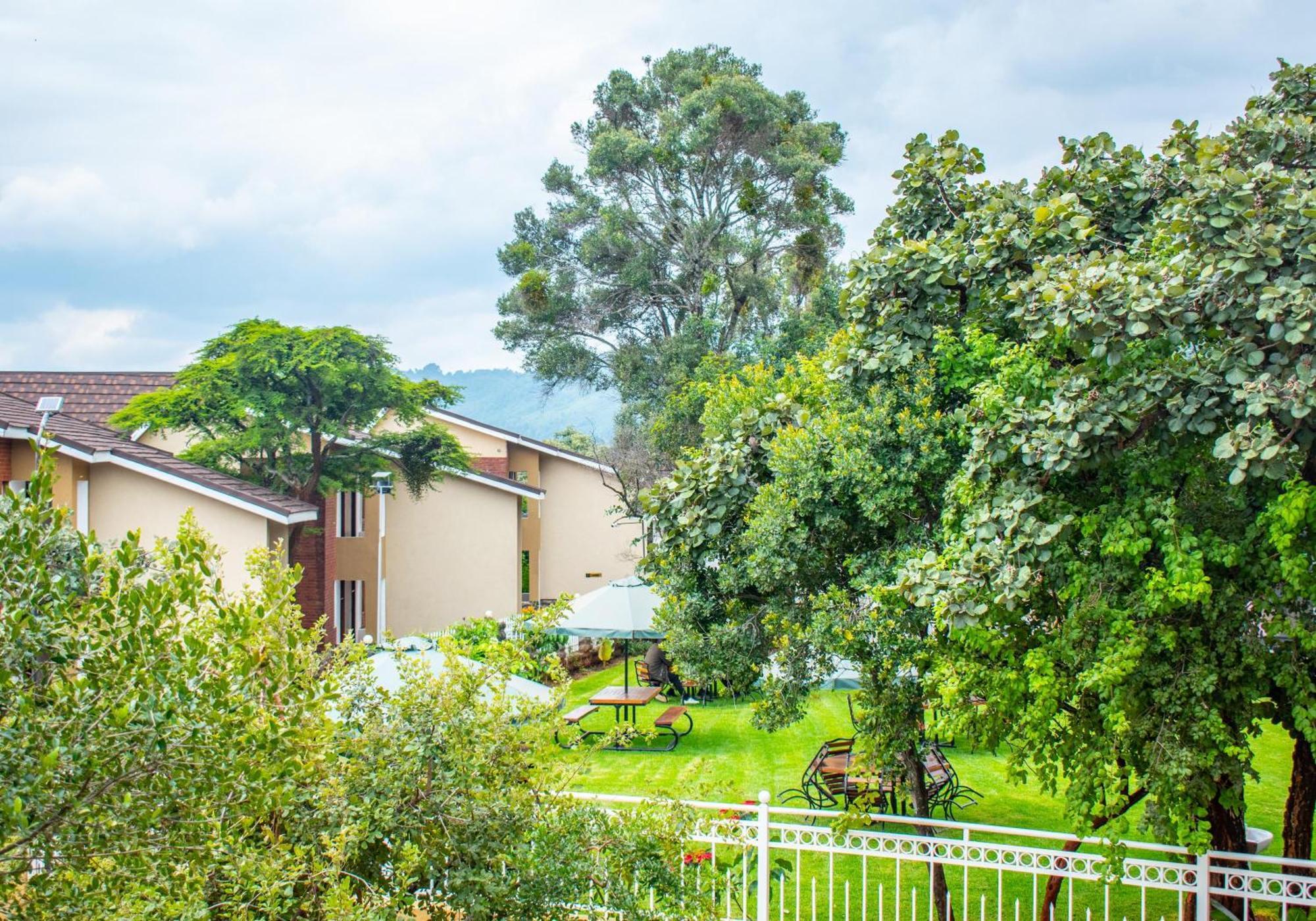 Angani Resorts & Spa Limited Shamenei Eksteriør billede